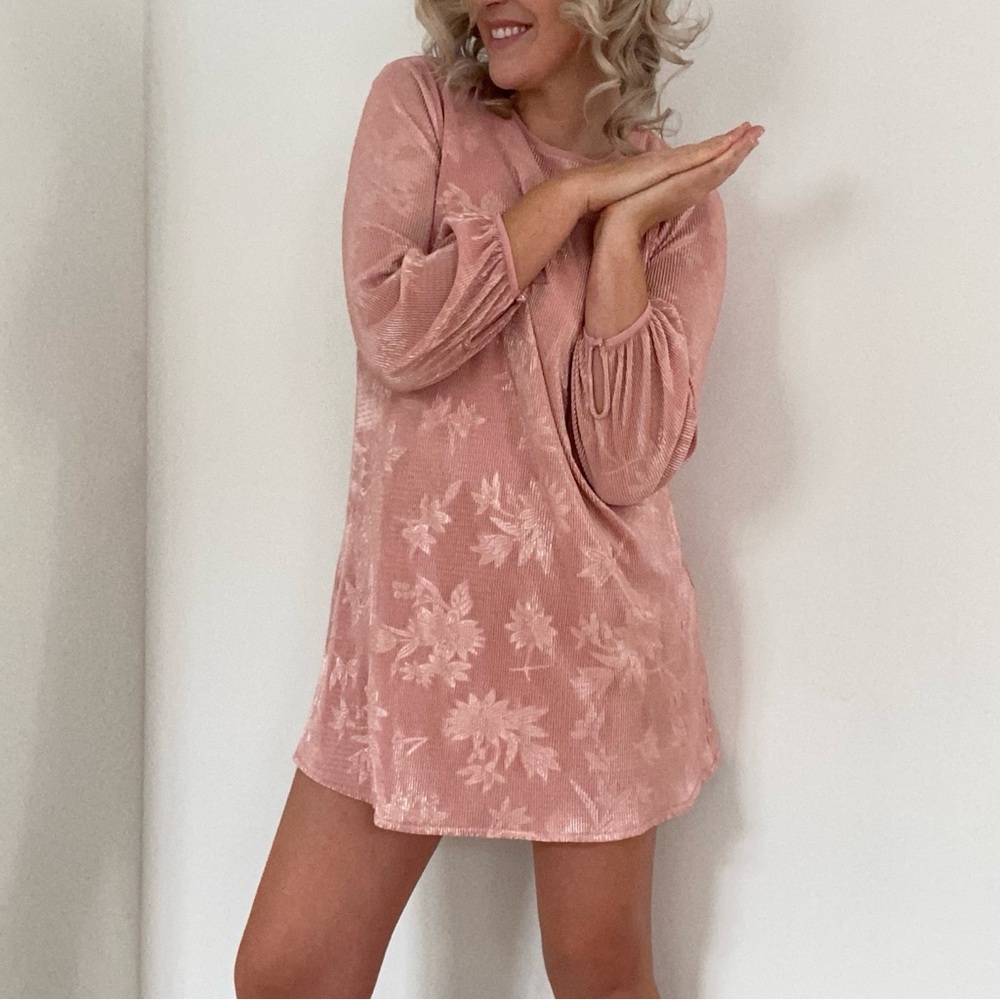 Urban Outfitters Chic Blush Floral Dress